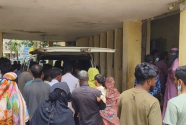 চট্টগ্রামে পাহাড় ধসে দুই শিশুর মৃত্যু