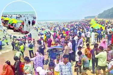 ছুটিতে পর্যটন কেন্দ্রে ভিড়