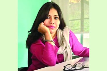 এনসিপির দায়িত্বে মহিলা আওয়ামী লীগ সভাপতির মেয়ে