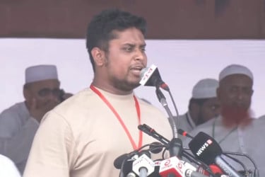 আওয়ামী লীগের মৃত্যু বাংলাদেশে, জানাজা হয়েছে দিল্লিতে: হাসনাত