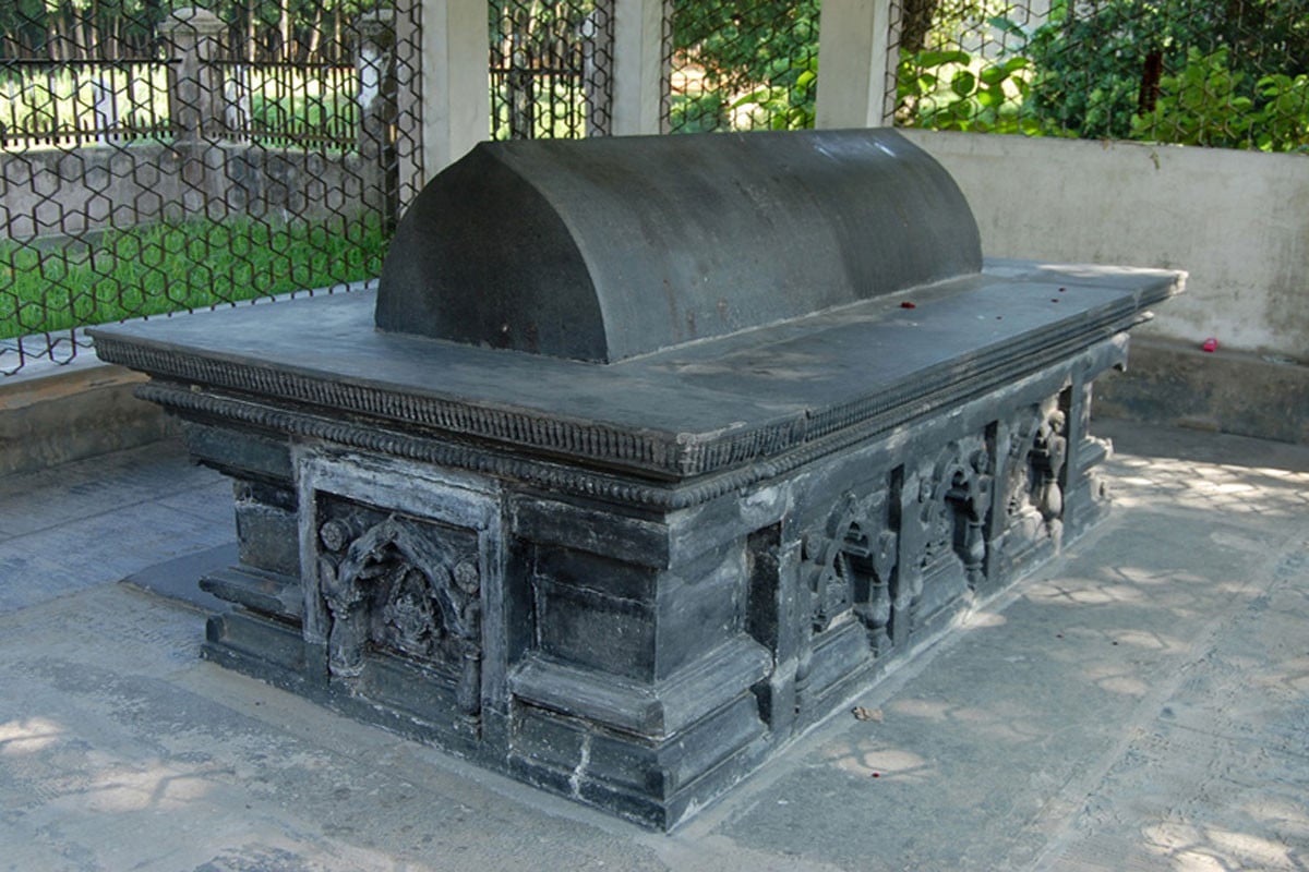 মক্কা-মদিনায় বাঙালি শাসকের মাদরাসা প্রতিষ্ঠা