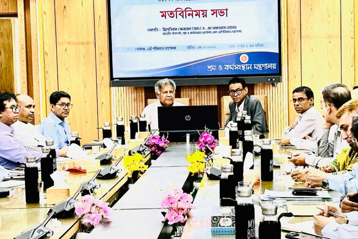 রেজিস্ট্রেশনের আওতায় ঢাকার সব হোটেল, রেস্টুরেন্ট ও দোকান: শ্রম উপদেষ্টা