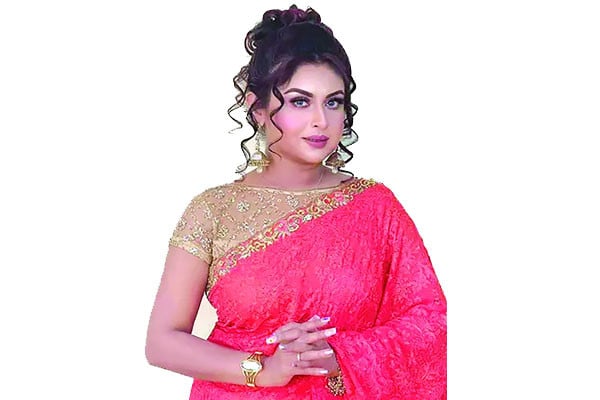 চাঁদনীর তৃপ্তি কোথায়?