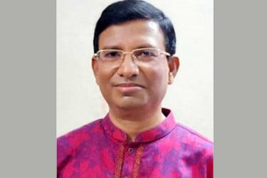 স্ত্রীসহ সাবেক কর কর্মকর্তা রঞ্জিত কুমারের বিরুদ্ধে দুদকের মামলা