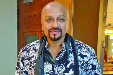 যেভাবে দর্শক পছন্দের নায়ক রুবেল...