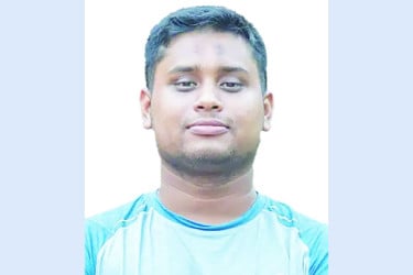 হামলার অভিযোগ হাসনাতের