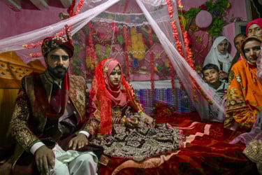 ভারতকে তোয়াক্কা করছে না আজাদ কাশ্মীর, চলছে ধুমধাম বিয়ে!