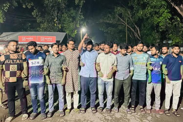 হাসনাতের ওপর হামলার ঘটনায় ইবিতে বিক্ষোভ