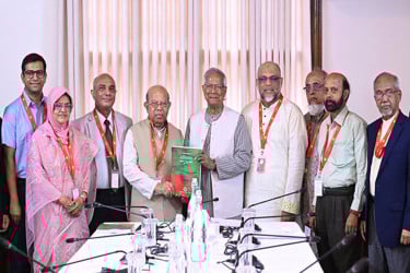 চিকিৎসকের সঙ্গে দেখা করতে পারবেন না ওষুধ কোম্পানির প্রতিনিধিরা