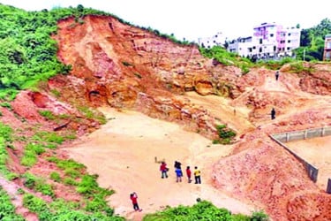 সিলেটজুড়ে পরিবেশের ওপর নির্যাতন