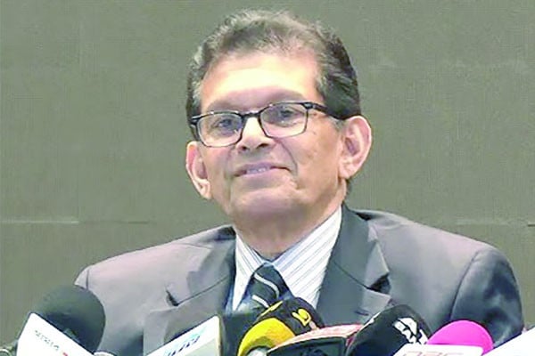 আমরা যার সঙ্গে ইচ্ছা দেখা করব