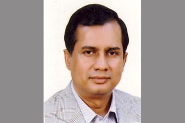 শ্রমিকের ৮০০ কোটি টাকা স্বপনের পেটে