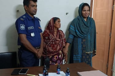 ফরিদপুরে ১৭ মামলার আসামি বিন্দু মাসি গ্রেফতার