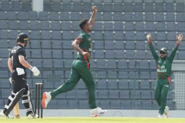 বাংলাদেশের কাছে এমন হারের কারণ জানালেন কিউই অলরাউন্ডার