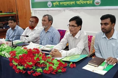 চুয়াডাঙ্গায় টেকসই কৃষি সম্প্রসারণ প্রকল্পের কর্মশালা অনুষ্ঠিত