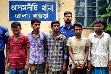 বগুড়ায় ট্যাপেন্টাডল ও গাঁজাসহ ৬ জন গ্রেপ্তার