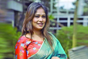 মৌসুমী ইকবালের নতুন গান