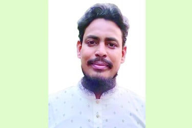 শাপলা চত্বরে নিহতদের শহীদ ঘোষণা করুন