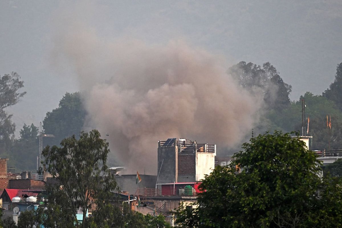 পাকিস্তানের হামলায় দুই শিশুসহ ভারতে নিহত ১০