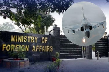 হামলার প্রতিবাদে ভারতের চার্জ দ্য অ্যাফেয়ার্সকে তলব পাকিস্তানের
