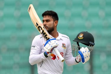 টেস্ট অলরাউন্ডার র‍্যাঙ্কিংয়ে দুইয়ে মিরাজ