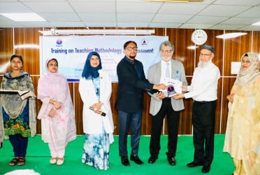 রোগীদের সুস্থতায় নার্সদের ভূমিকা গুরুত্বপূর্ণ : চসিক মেয়র
