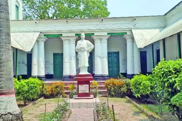 পতিসরে নানান আয়োজন