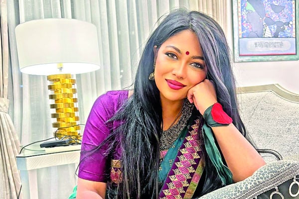 জেফারের বৃহস্পতি তুঙ্গে