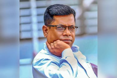 উৎপাদন রপ্তানির খরায় কুপোকাত রিজার্ভ রেমিট্যান্সের বড়াই
