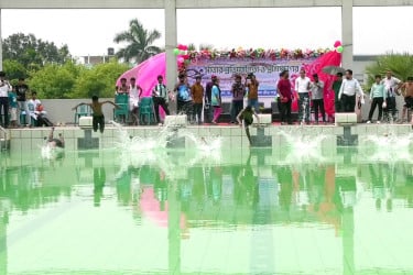 রংপুরে সাঁতার প্রতিযোগিতা ও মাসব্যাপী প্রশিক্ষণ শুরু