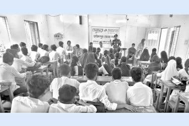 বসুন্ধরা শুভসংঘের আয়োজনে ‘সাইবার অপরাধ নিয়ন্ত্রণ’ শীর্ষক আলোচনা সভা