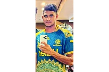 নাহিদদের ম্যাচের আগে স্টেডিয়ামের বাইরে ড্রোন বিধ্বস্ত