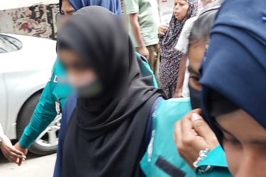 পারভেজ হত্যা মামলায় গ্রেফতার ফারিয়া রিমান্ডে