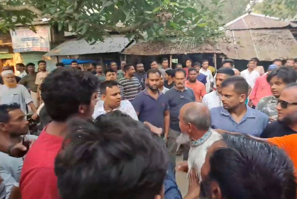 মাদারীপুরে ইউনিয়ন বিএনপির সম্মেলনে দুই পক্ষের সংঘর্ষ