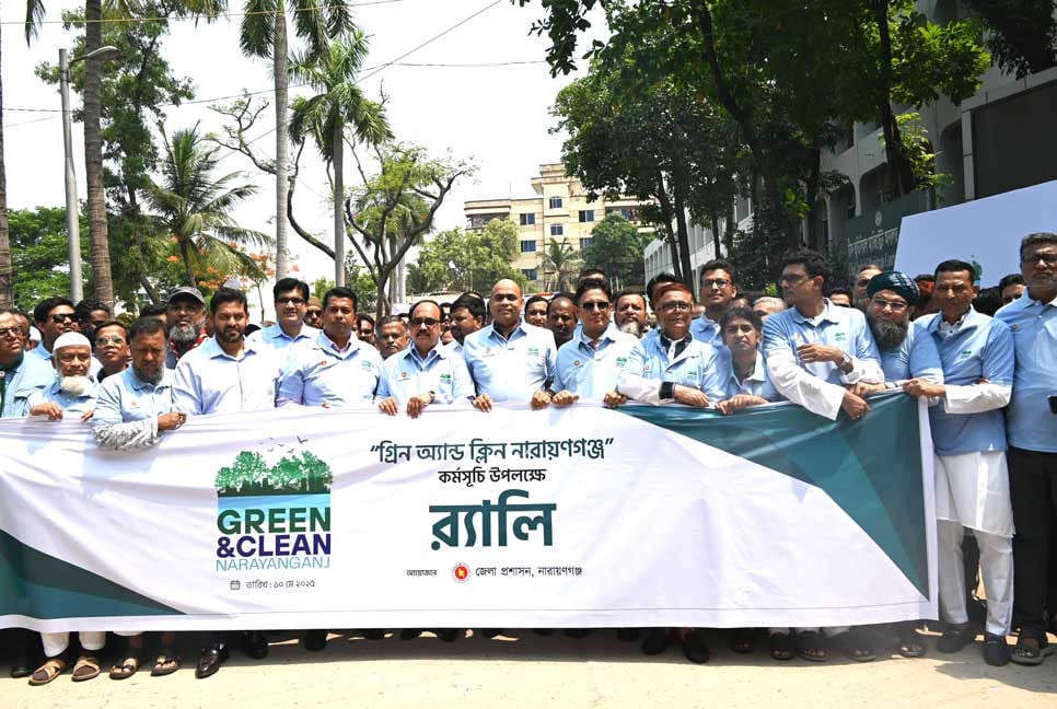 ‘বর্তমান হাঁসফাঁস অবস্থা বলে দিচ্ছে গাছ লাগানো কতটা জরুরি’