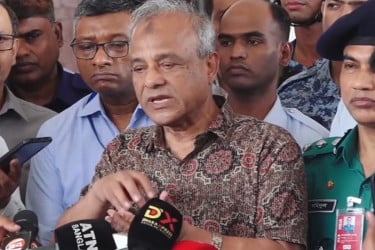 ‘আবদুল হামিদের দেশত্যাগের ঘটনায় দোষীদের কাউকে ছাড় দেওয়া হবে না’