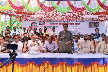 ঝিনাইদহে বজ্রপাতে মৃত দুই কৃষক পরিবার পেল তারেক রহমানের সহায়তার চেক