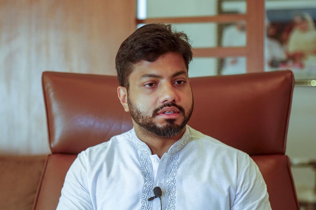 আওয়ামী লীগের কার্যক্রম কেবল নিষিদ্ধ করে থেমে গেলে চলবে না : ইশরাক