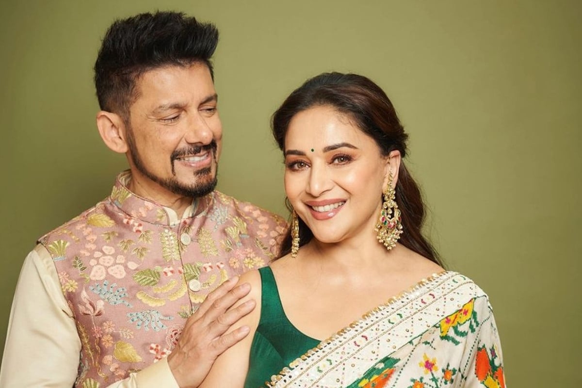 সিনেমা জগতের কাউকে বিয়ে করতে চাননি মাধুরীর স্বামী