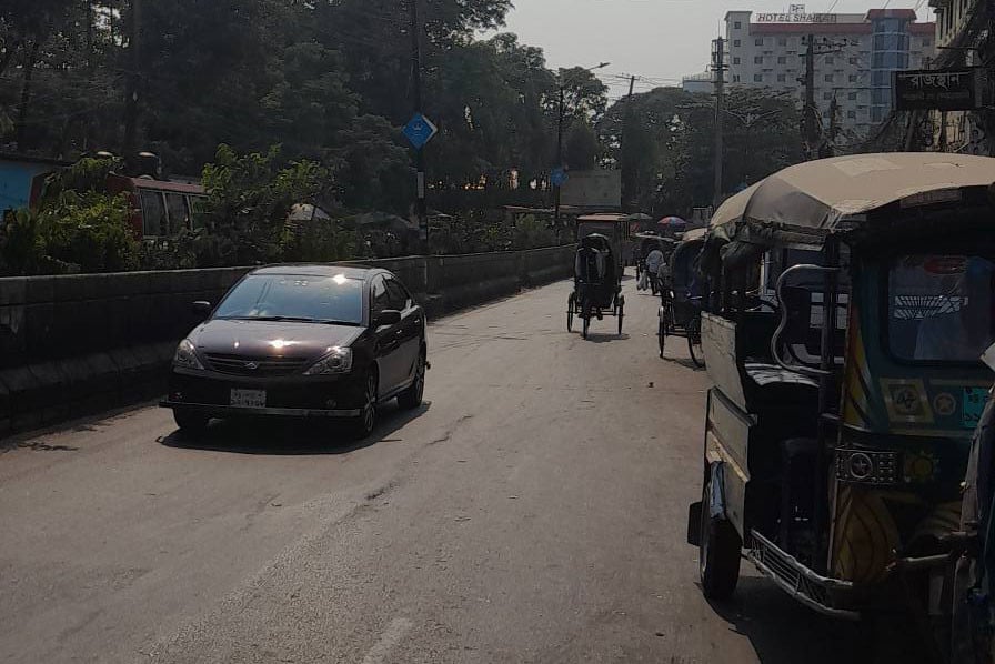 গরমে কাহিল চট্টগ্রামের জনজীবন