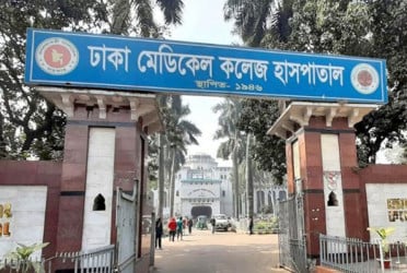 রাজধানীতে মাইক্রোবাসের ধাক্কায় অটোরিকশাচালক নিহত