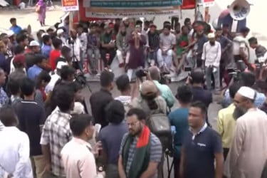 তিন দাবিতে জুলাই গণ-অভ্যুত্থানের আহতরা শাহবাগে