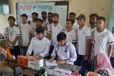 অভয়নগরে বসুন্ধরা শুভসংঘের ফ্রি মেডিক্যাল ক্যাম্প