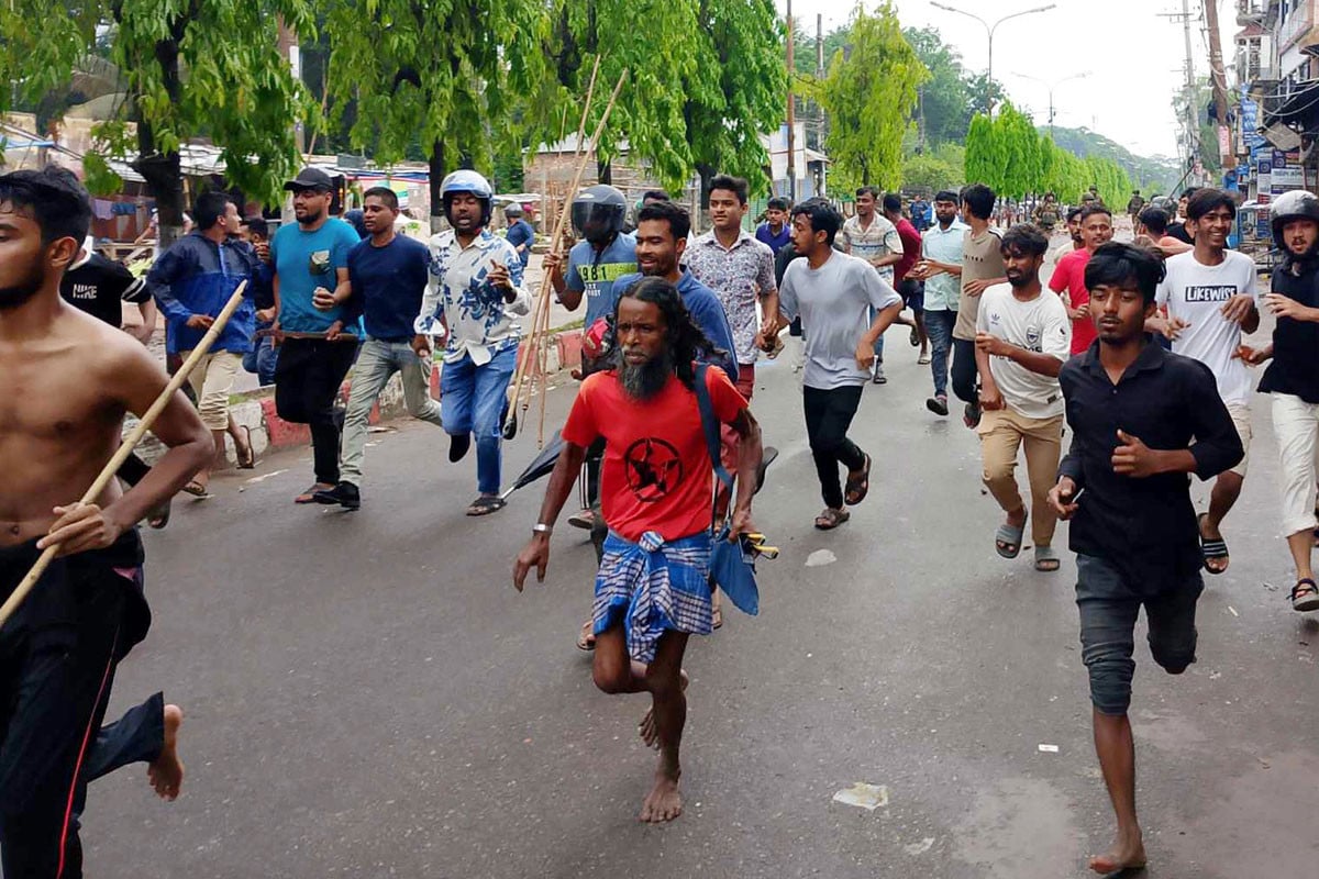 হবিগঞ্জে দুই গ্রামবাসীর সংঘর্ষে আহত ২৫