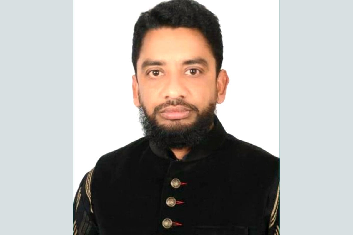 বিমানবন্দরে গ্রেফতার সোনারগাঁ আওয়ামী লীগ নেতা