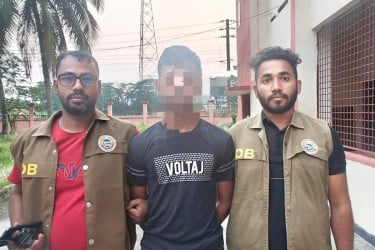 জুলাই শহীদের কন্যাকে সংঘবদ্ধ ধর্ষণ, আসামি ইমরান গ্রেফতার