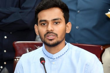 'ফেসবুক-ইউটিউবে আওয়ামী লীগের পক্ষে কথা বললেই গ্রেপ্তার'