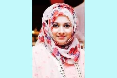 আন্দালিব পার্থের স্ত্রীকে বিদেশ যাত্রায় বাধা