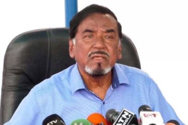 মানবিক করিডর নিয়ে সরকার সবাইকে অন্ধকারে রেখেছে: মেজর হাফিজ