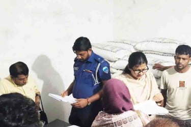 সরকারি চাল আত্মসাৎ, এক ডিলারের কারাদণ্ড